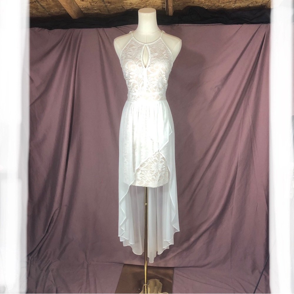 Morgan & Co. Ivory Lace Halter High-Low Dress Homecoming Prom Size Small XS